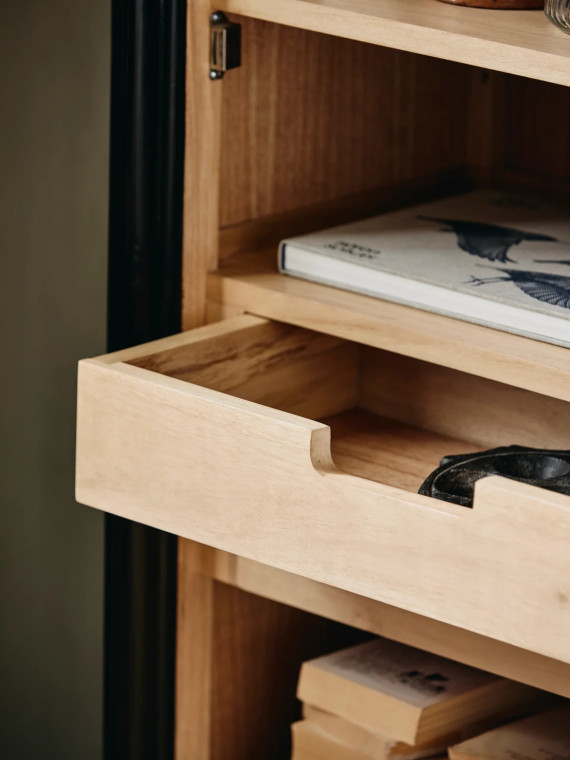 nordal-a-door-woorden-wardrobe-viva