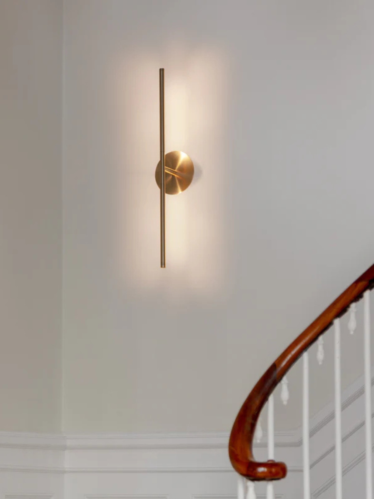 umage-lampe-murale-en-acier-omni-wall