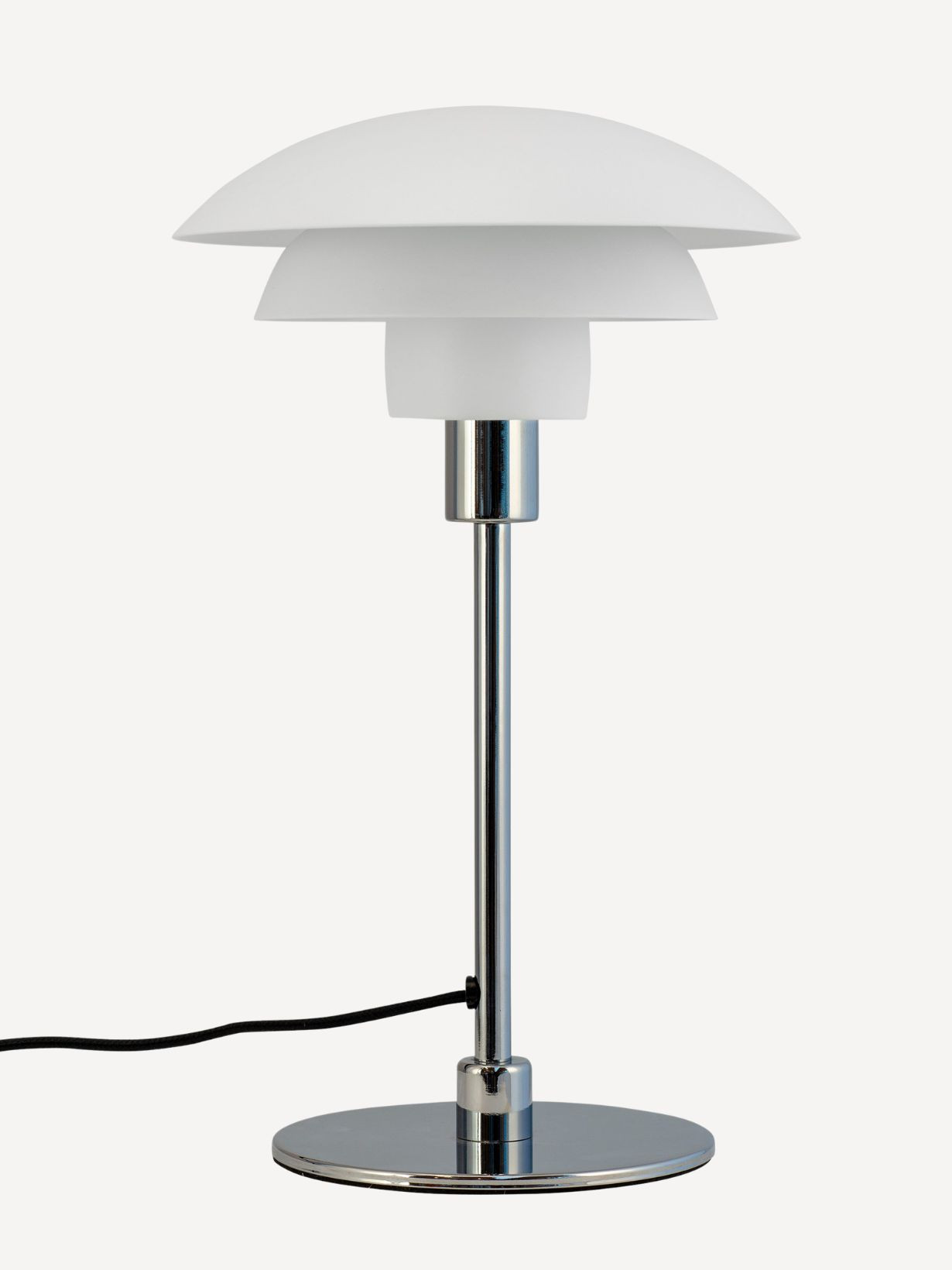 dyberg-larsen-metal-table-lamp-morph