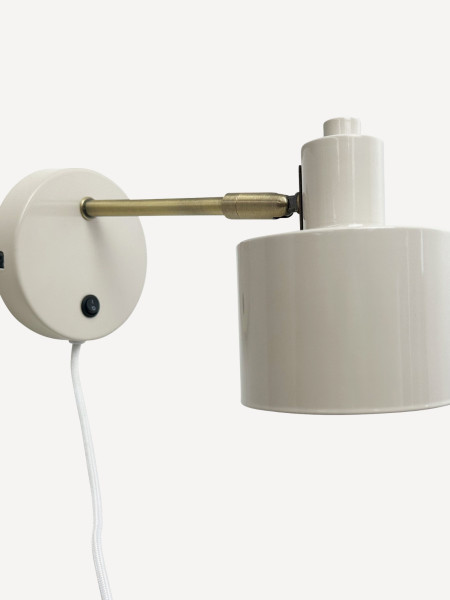 dyberg-larsen-metal-wall-lamp-ocean