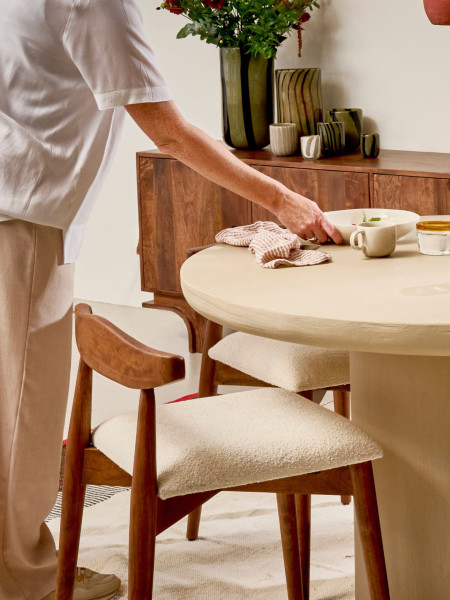 round-breakfast-table-lime-piastro-d150-h76cm