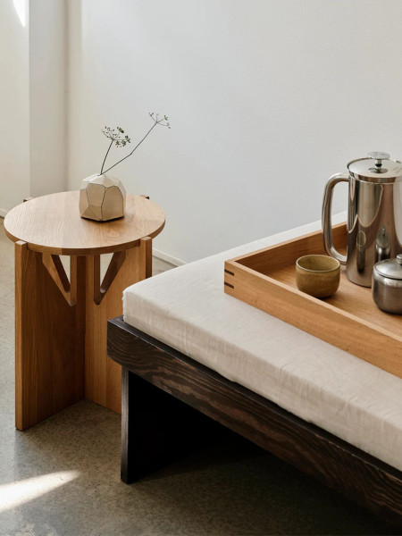 kristina dam tabouret simple chene