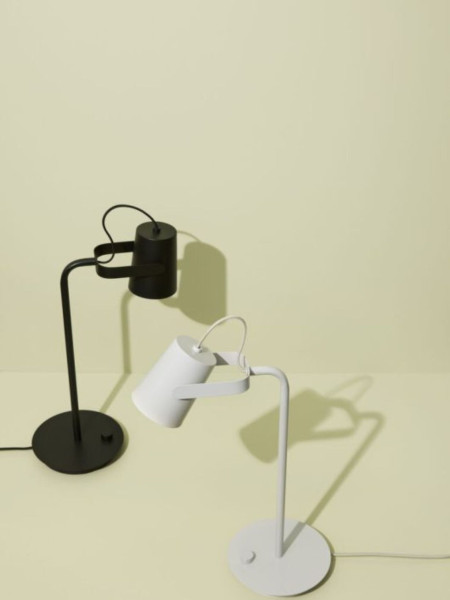 Hubsch lampe a poser noire Ardent