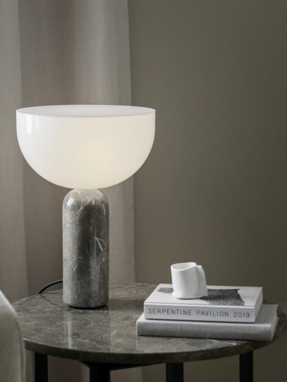 Lampe de table en marbre Small, Kizu New Works gris