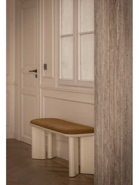 Gabrielle Paris Lazare bench lacquered wood cream · in setting