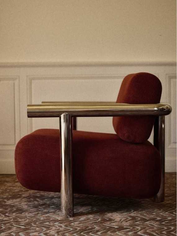 Gabrielle Paris fauteuil Claude 70 inox poli velours jaspe · vue de trois quarts