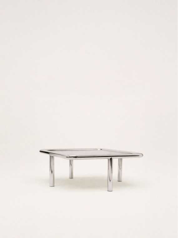 Gabrielle Paris table basse Alix inox poli · vue de face, cadrage large