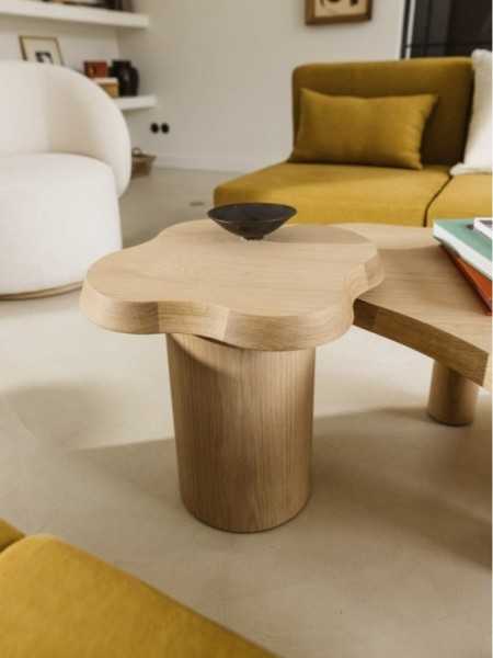 Gabrielle Paris table d'appoint Mahaut chêne naturel · en ambiance salon