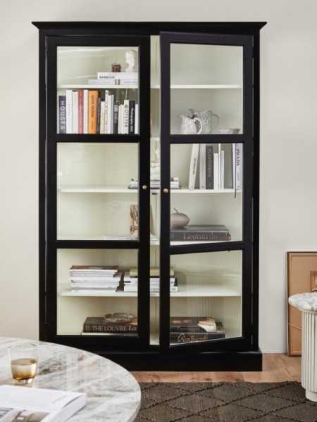 Nordal armoire vitrine Classic noire · en ambiance