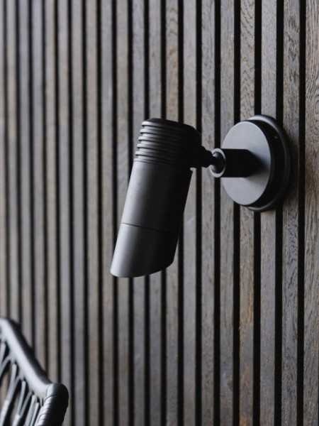 Nordal Bragi black wall lamp · detail