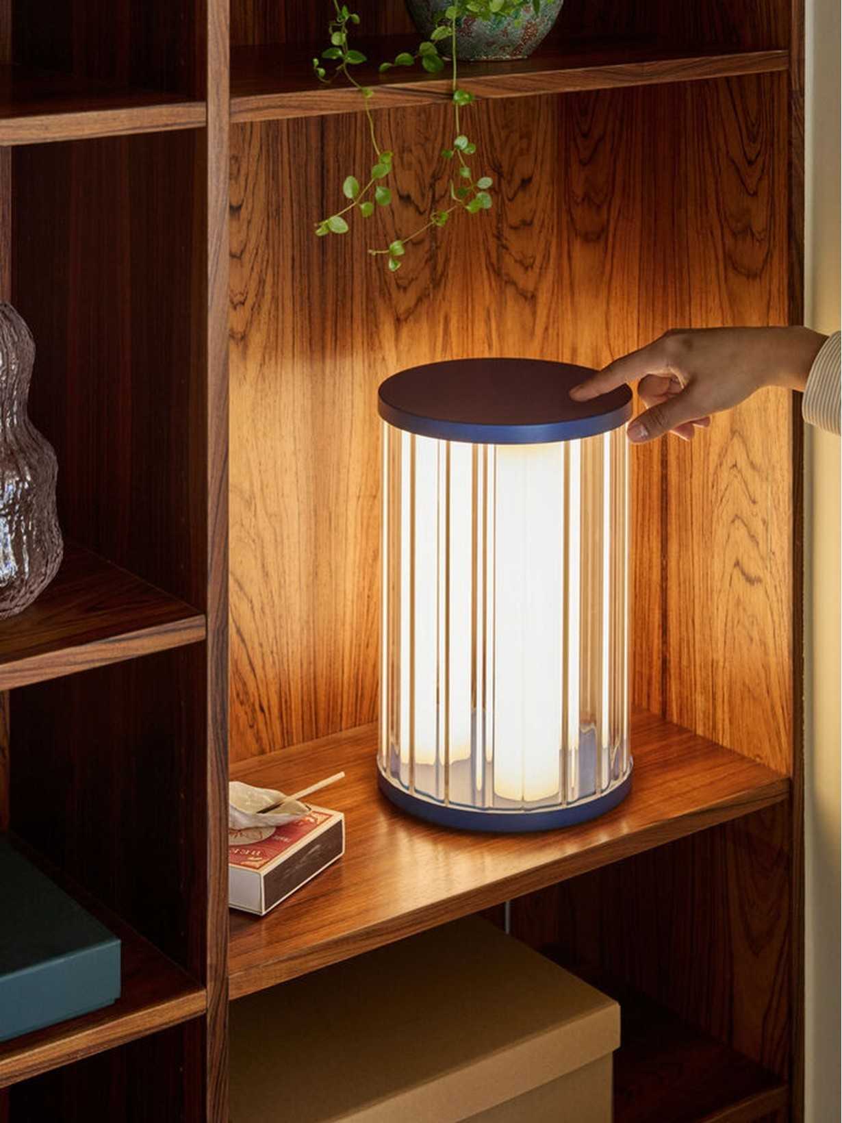 Hübsch Lampe Aru · en ambiance