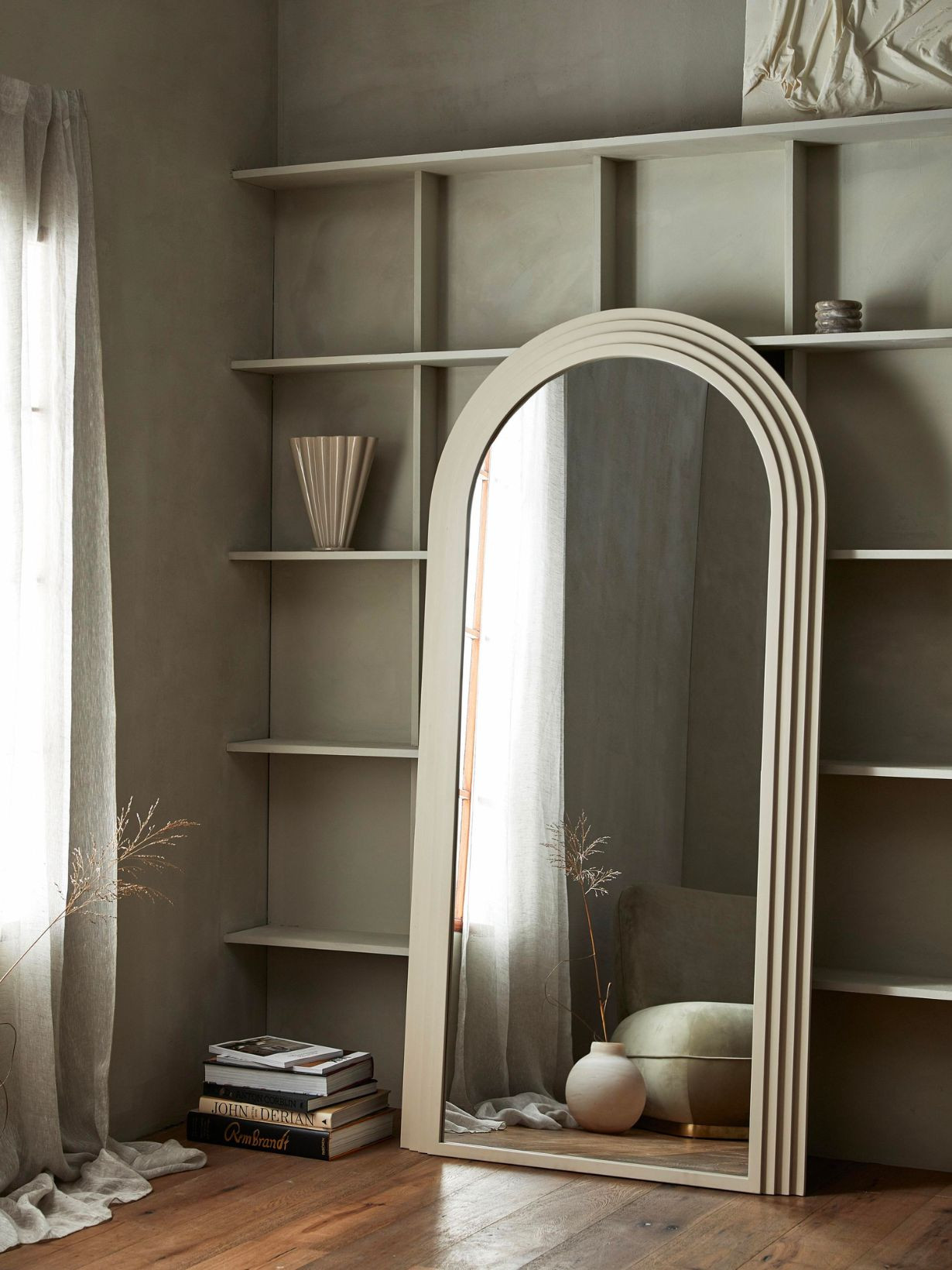 nordal-miroir-mural-arrondi-avec-cadre-en-metal-falco