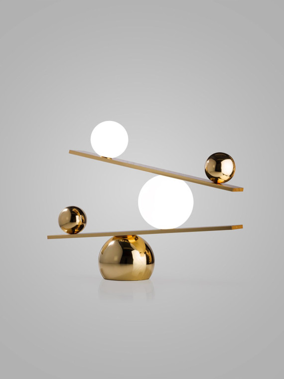 Oblure Table lamp, La Balance brass