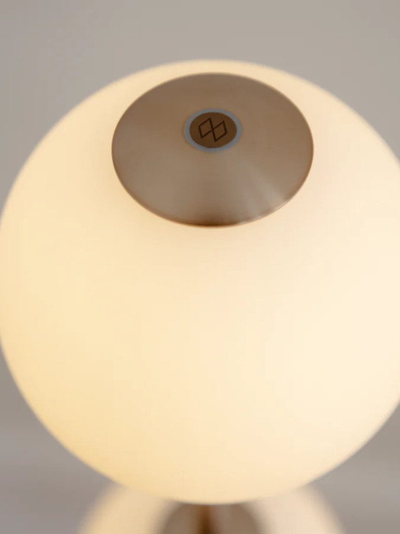 Lampadaire, Audrey umage