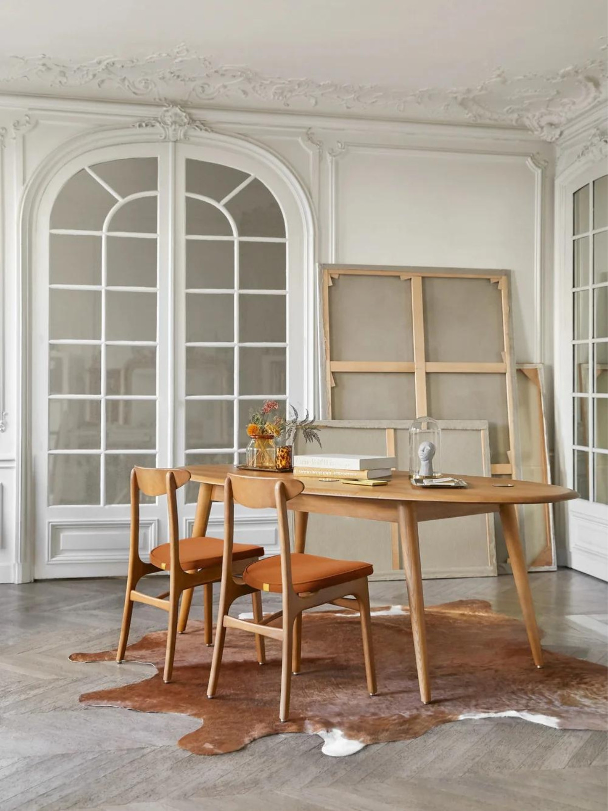 Table à manger en bois de frêne, Ellipse 366 concept